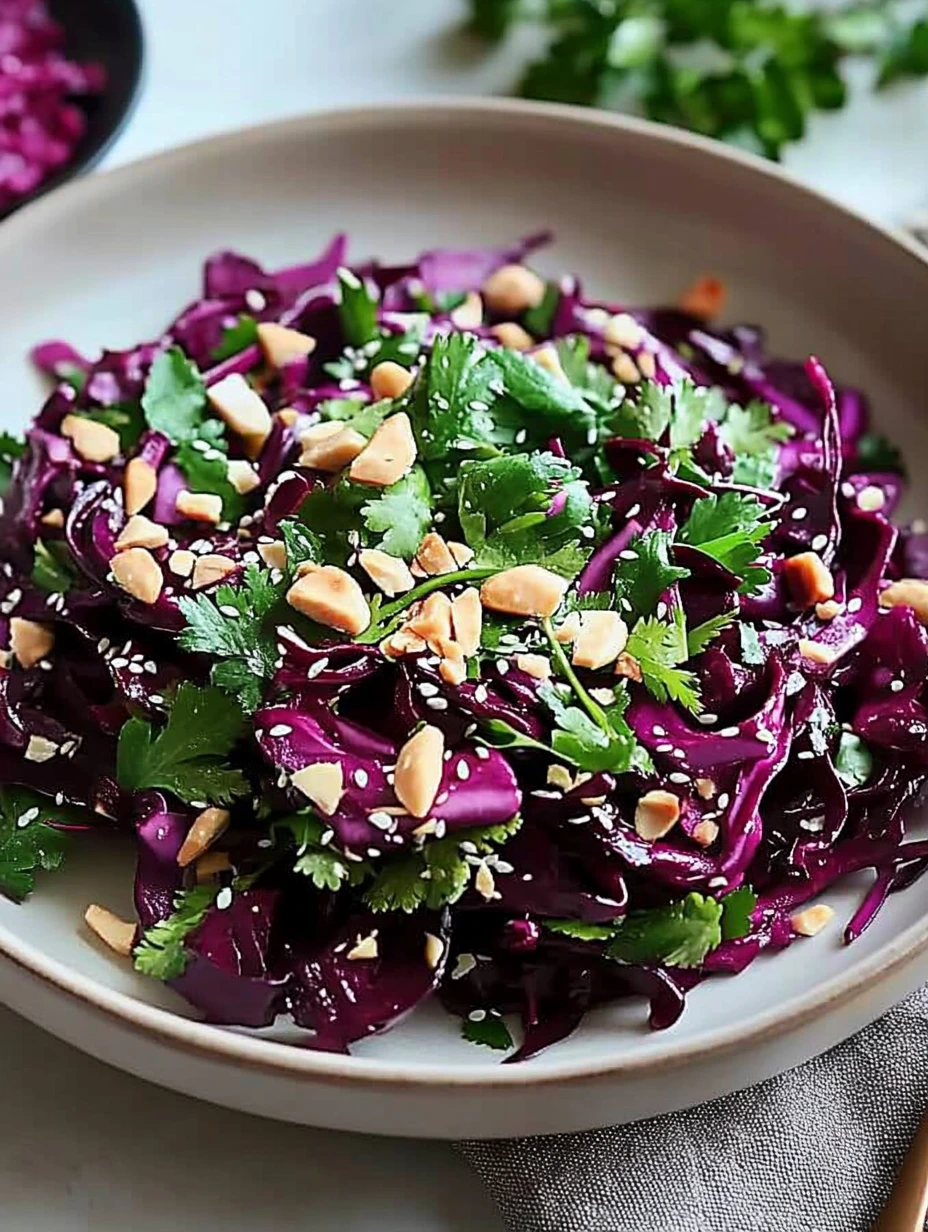 Salade de chou rouge à l'asiatique