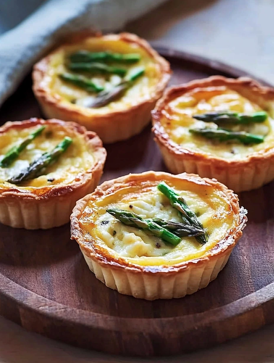 Petites Tartelettes aux Asperges et Fromage de Chèvre, entrée gourmande
