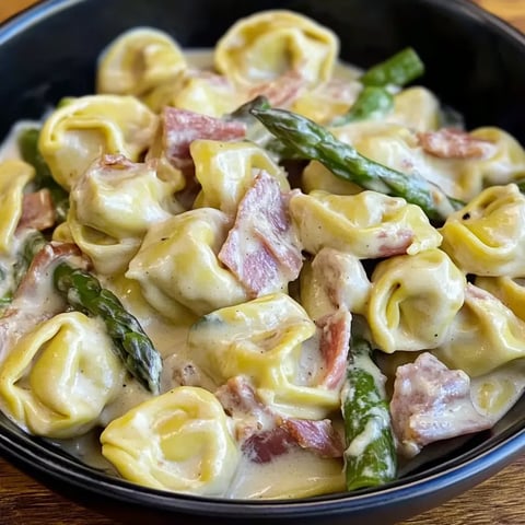 Tortellini crémeux aux asperges vertes